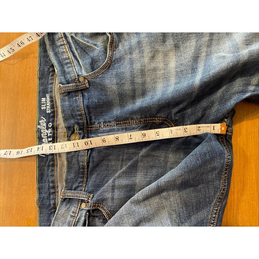 Wrangler Retro Slim Straight Jean Men 38x32 Blue Cowboy Rodeo Western Ranch Wear